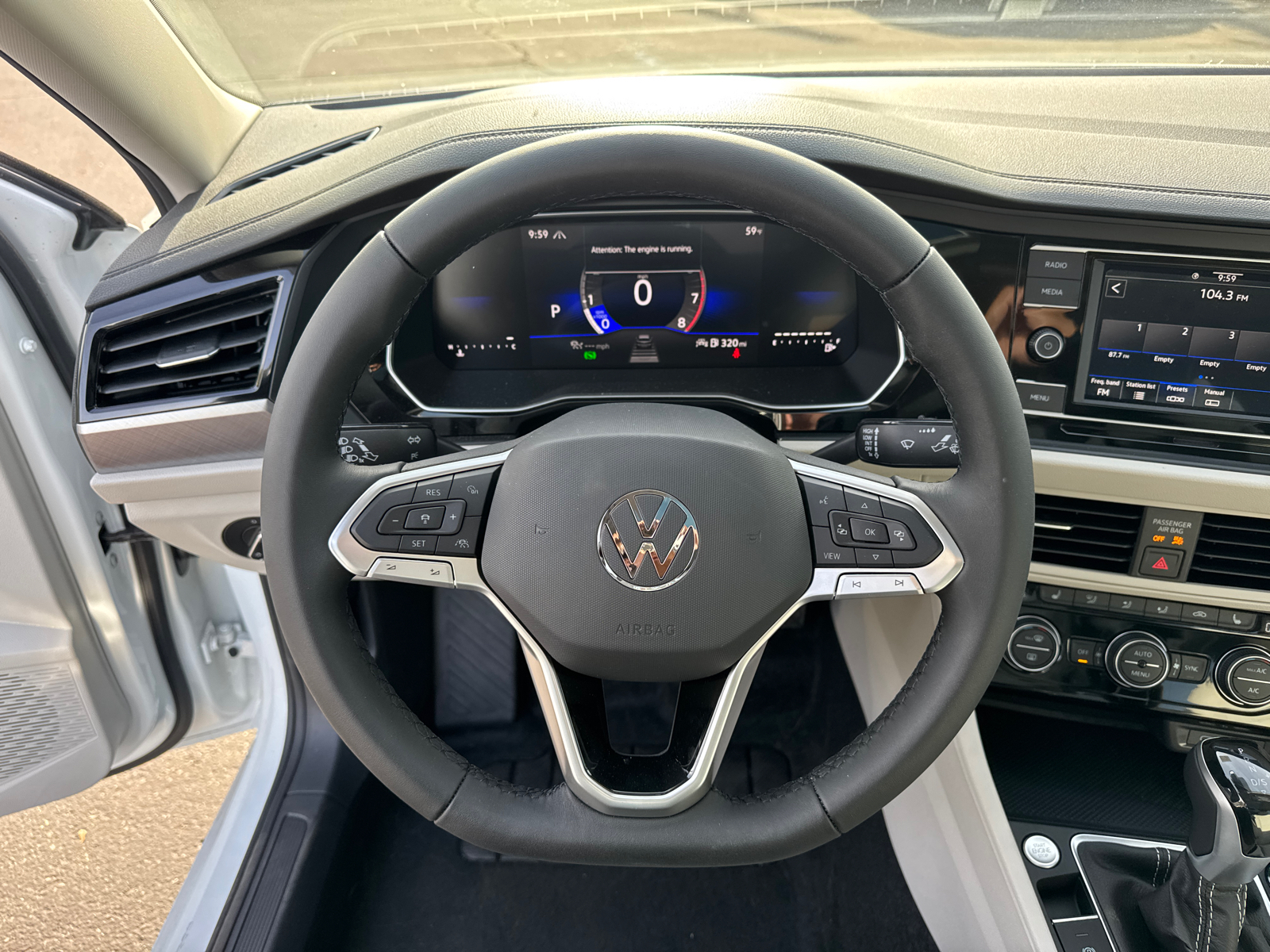 2024 Volkswagen Jetta 1.5T SE 10