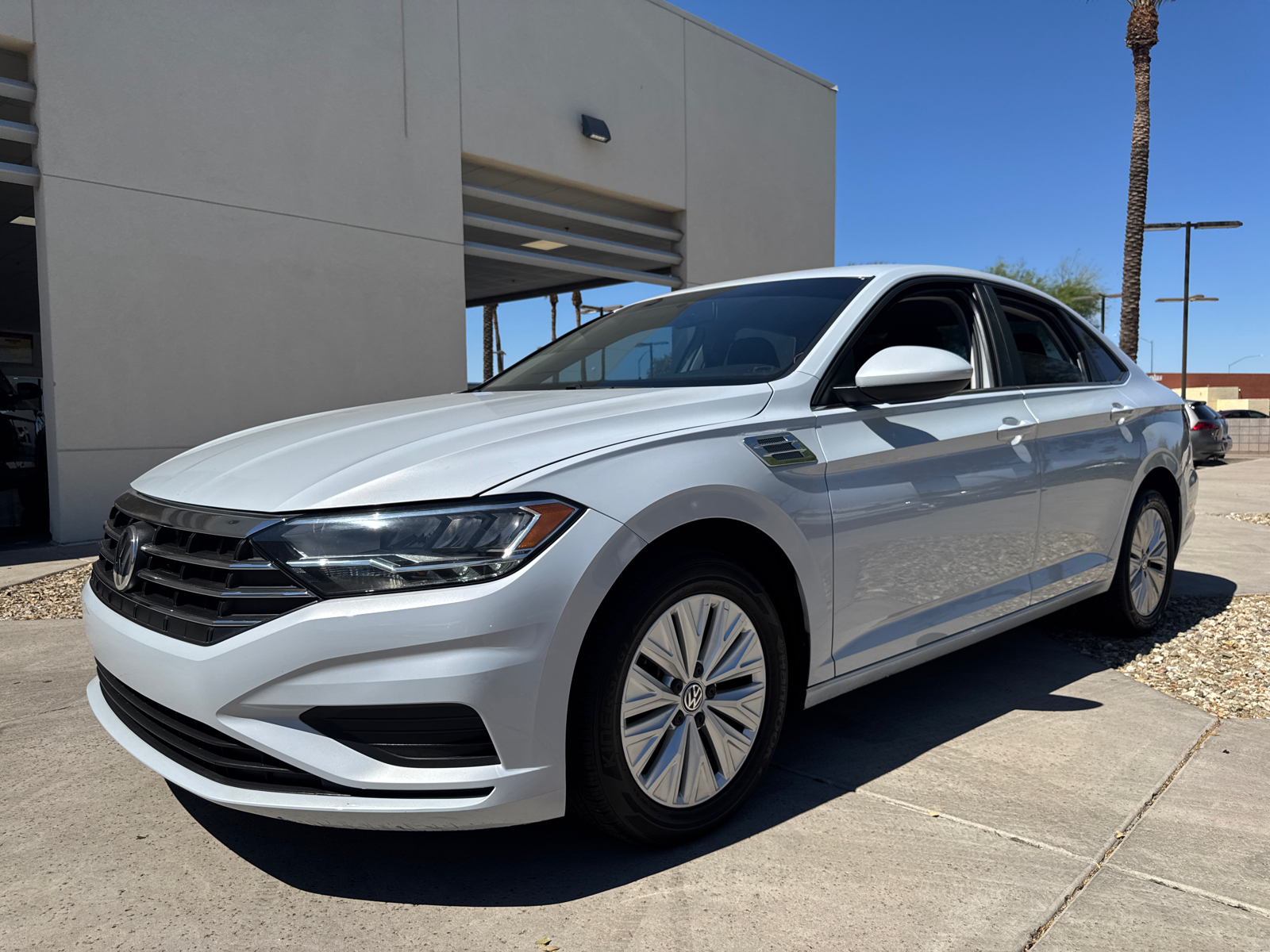 2019 Volkswagen Jetta  3