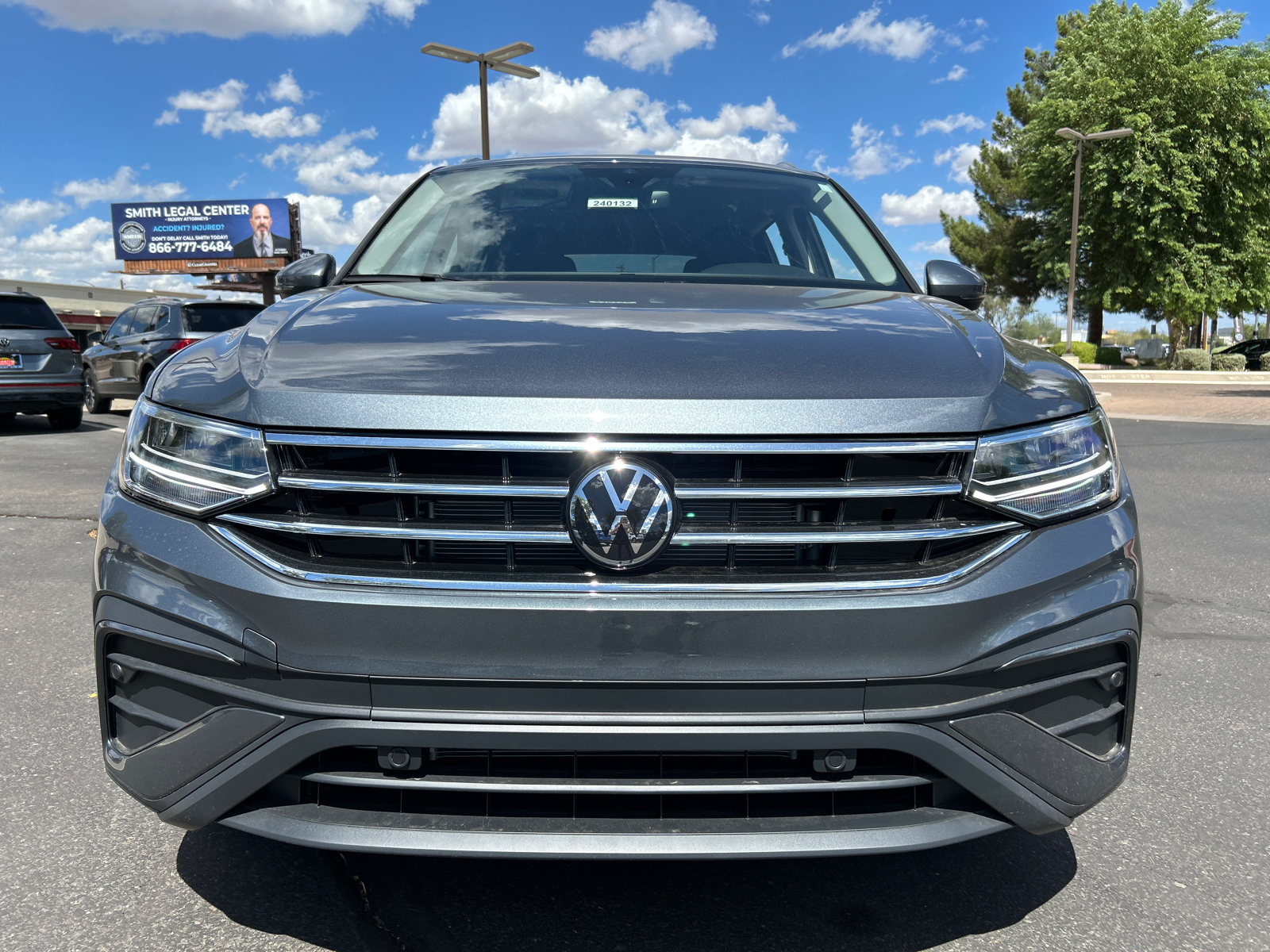 2024 Volkswagen Tiguan 2.0T SE 3