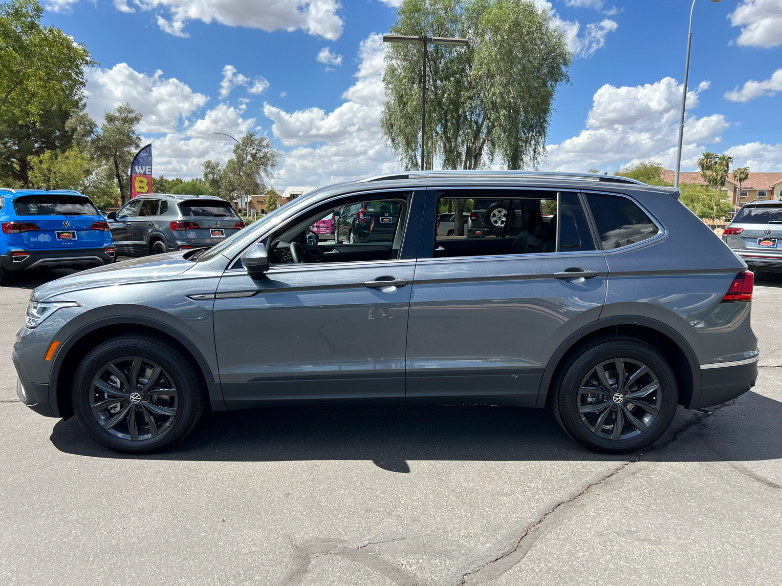 2024 Volkswagen Tiguan 2.0T SE 5