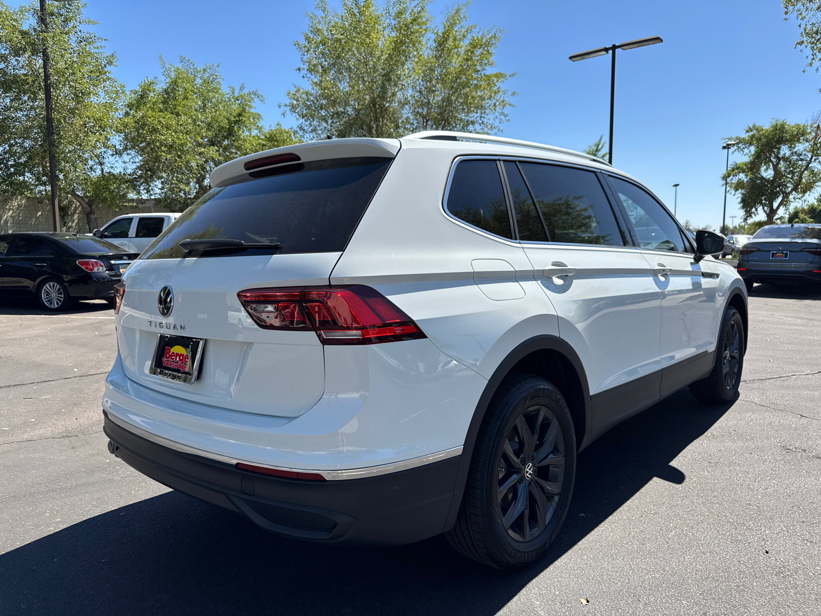 2024 Volkswagen Tiguan 2.0T SE 29