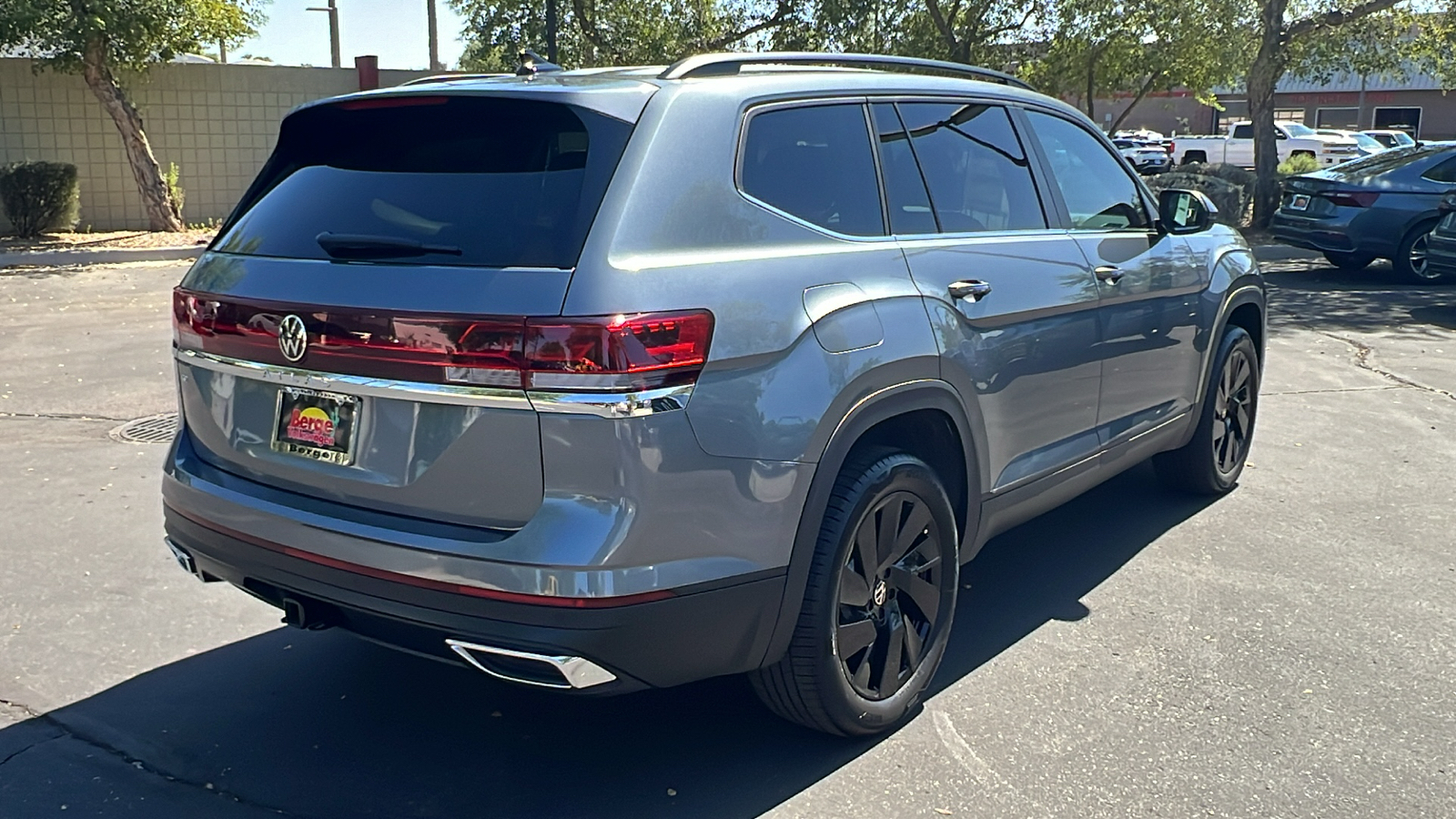 2024 Volkswagen Atlas 2.0T SE w/Technology 26