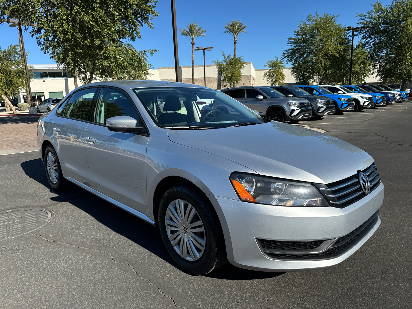 2015 Volkswagen Passat 1.8T Limited Edition 1