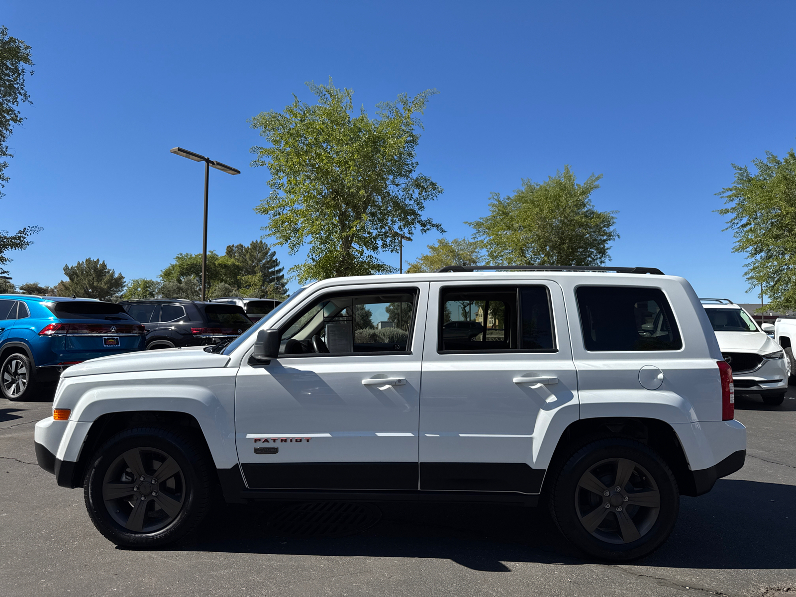 2016 Jeep Patriot 75th Anniversary Edition 4