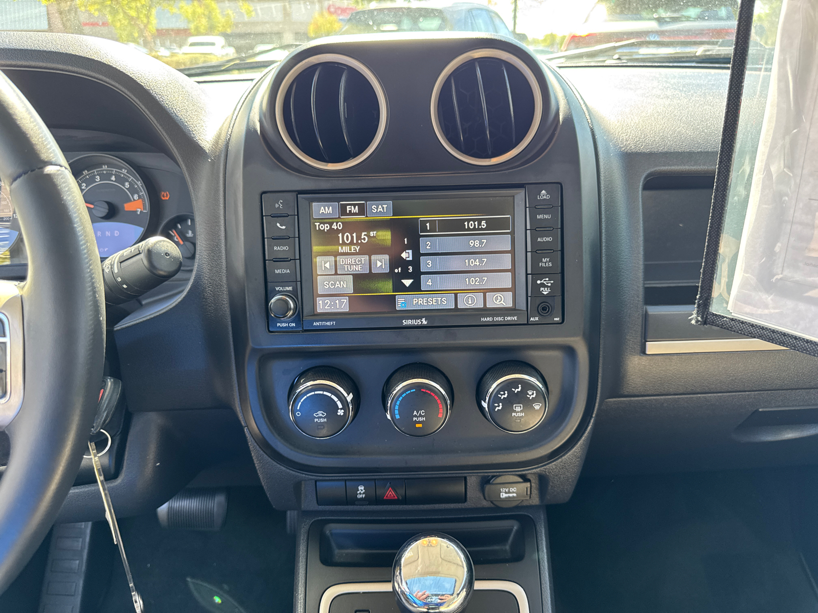 2016 Jeep Patriot 75th Anniversary Edition 11