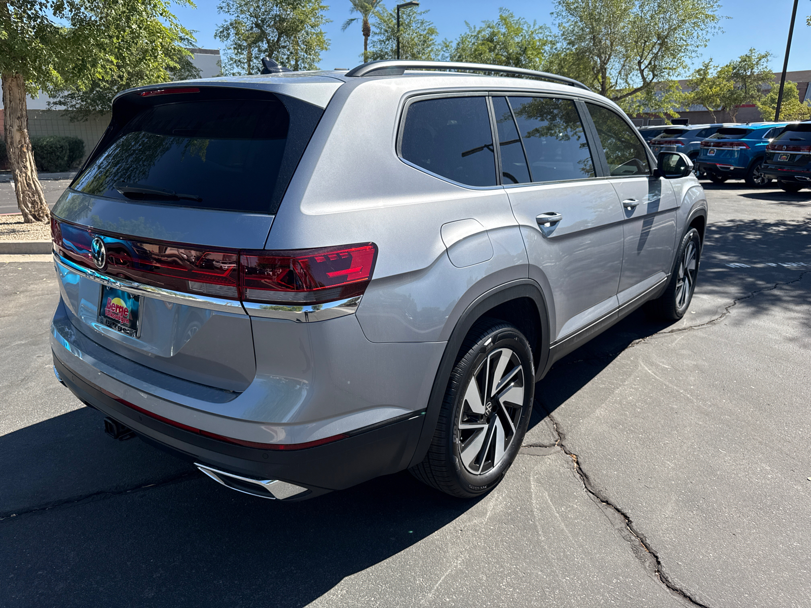 2024 Volkswagen Atlas 2.0T SE w/Technology 25