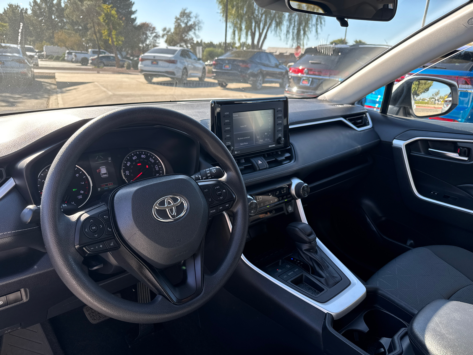 2021 Toyota RAV4 XLE 16