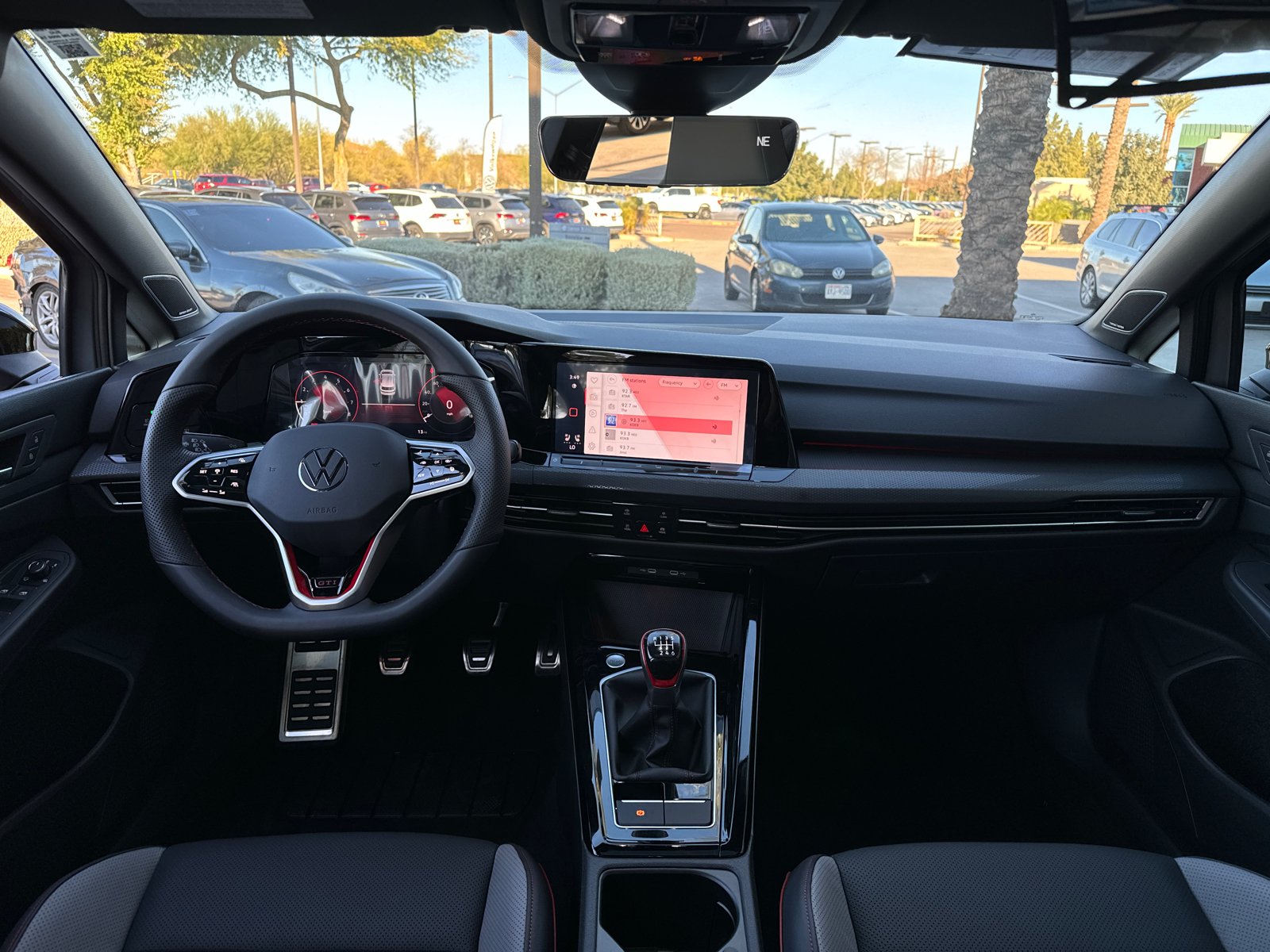 2024 Volkswagen Golf GTI SE 6