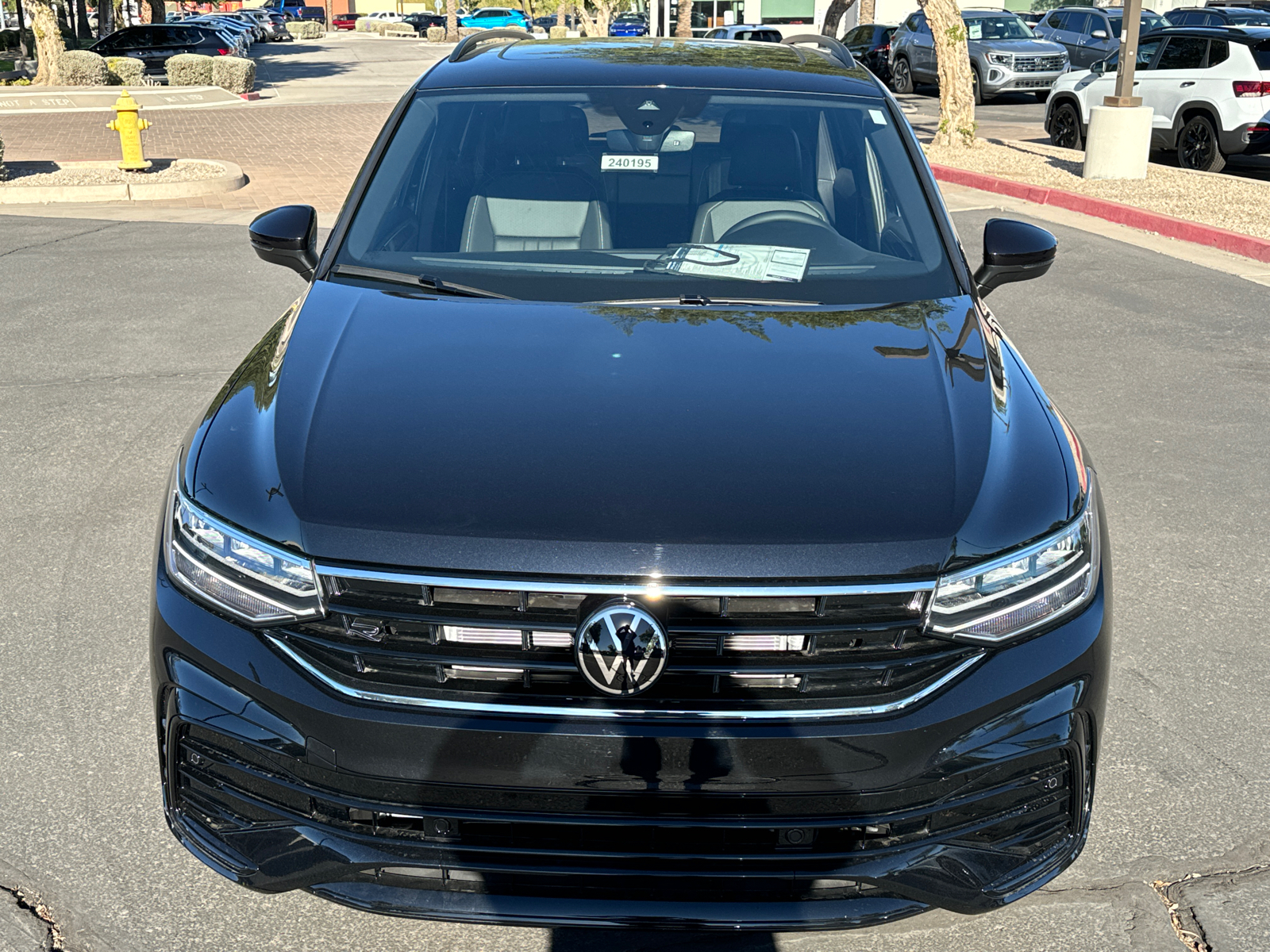 2024 Volkswagen Tiguan 2.0T SE R-Line Black 3