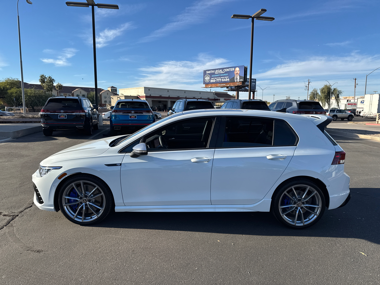 2024 Volkswagen Golf R 2.0T 6