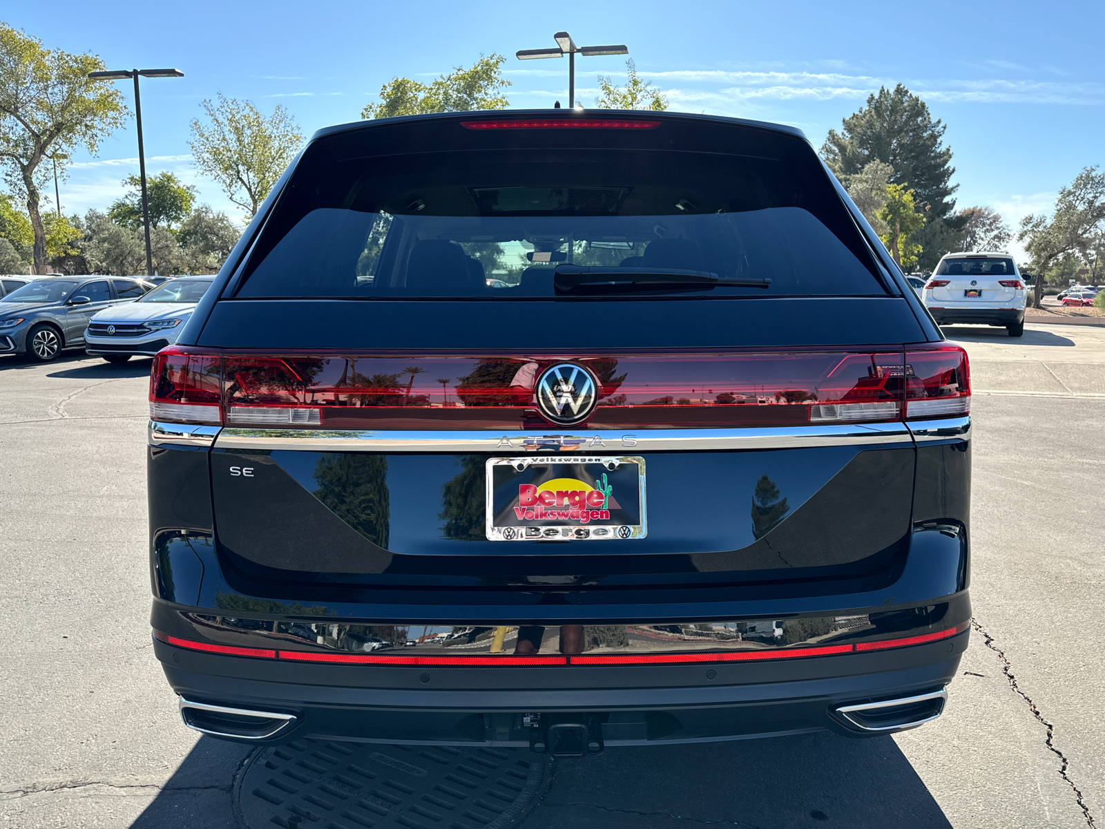 2024 Volkswagen Atlas 2.0T SE w/Technology 24