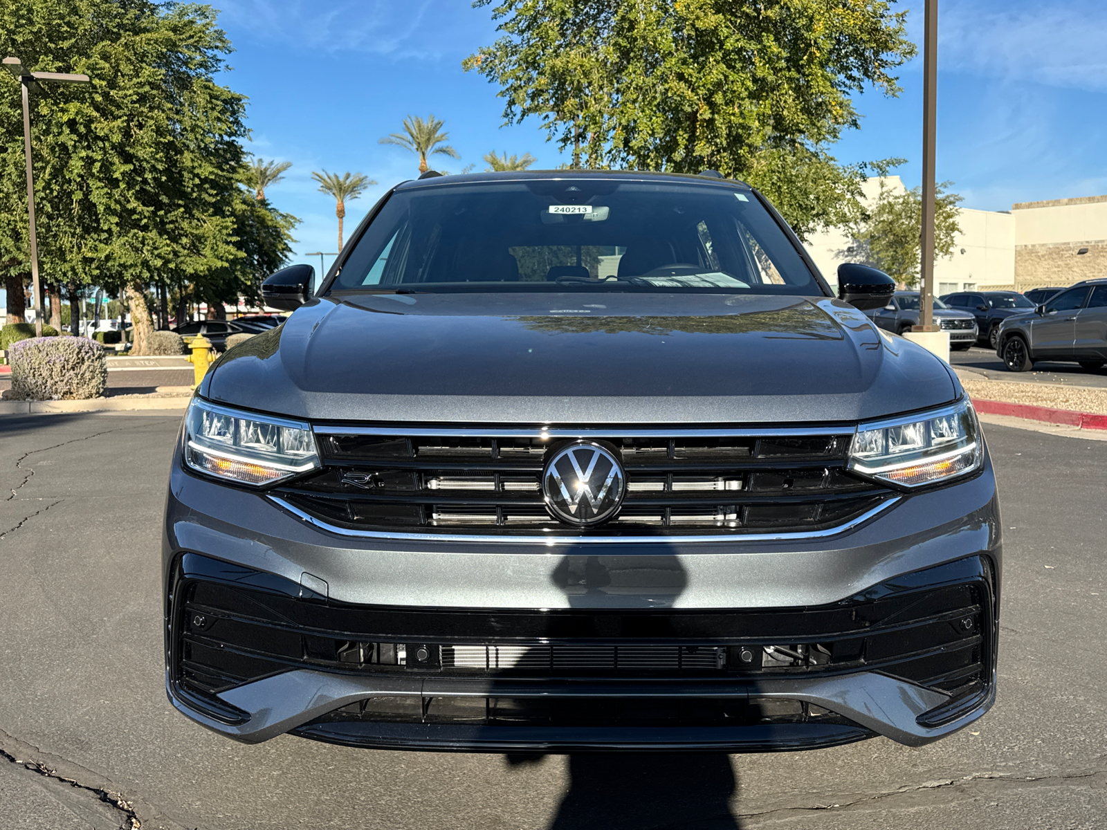 2024 Volkswagen Tiguan 2.0T SE R-Line Black 3