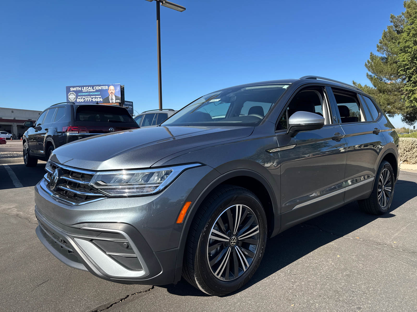 2024 Volkswagen Tiguan Wolfsburg 4