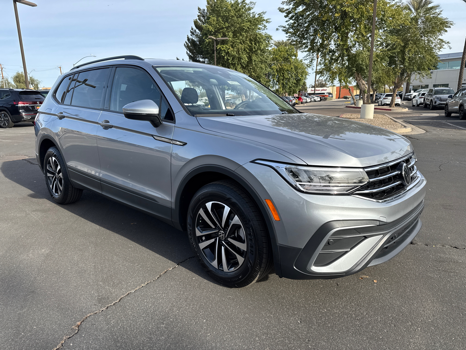 2024 Volkswagen Tiguan 2.0T S 2