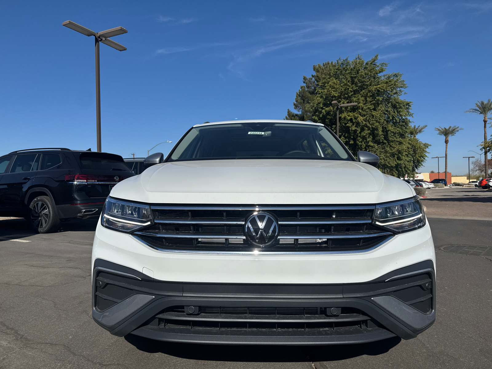 2024 Volkswagen Tiguan Wolfsburg 3