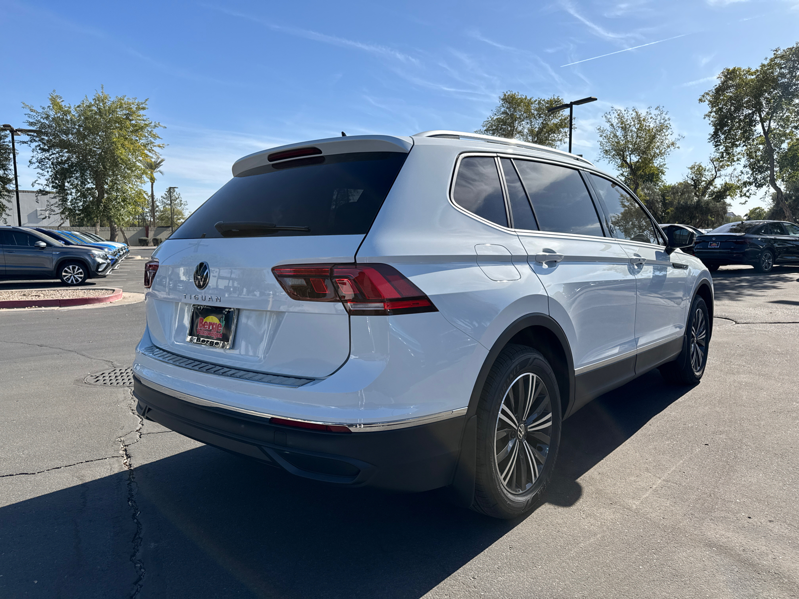 2024 Volkswagen Tiguan Wolfsburg 27