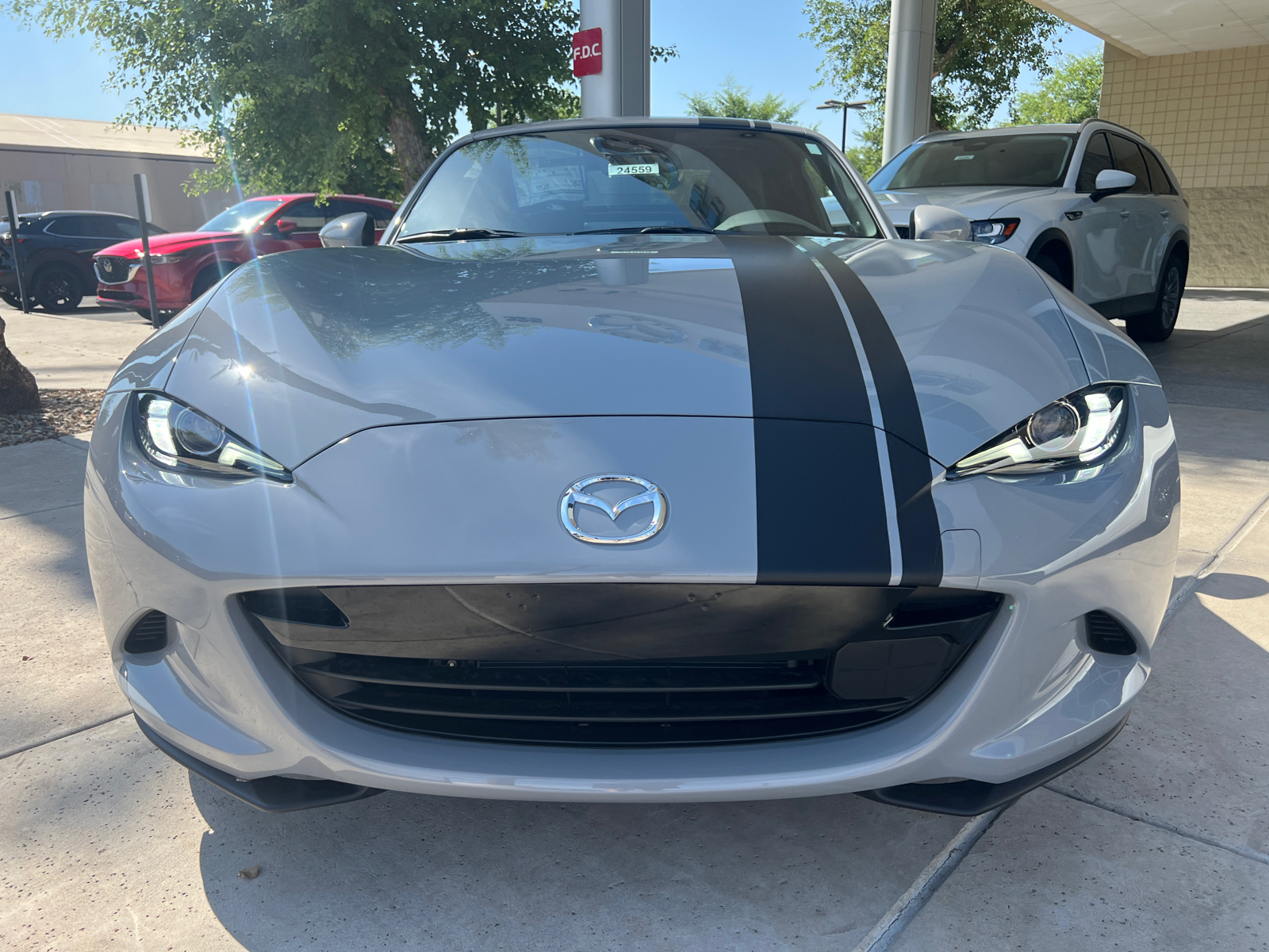 2024 Mazda MX-5 Miata RF Grand Touring 3