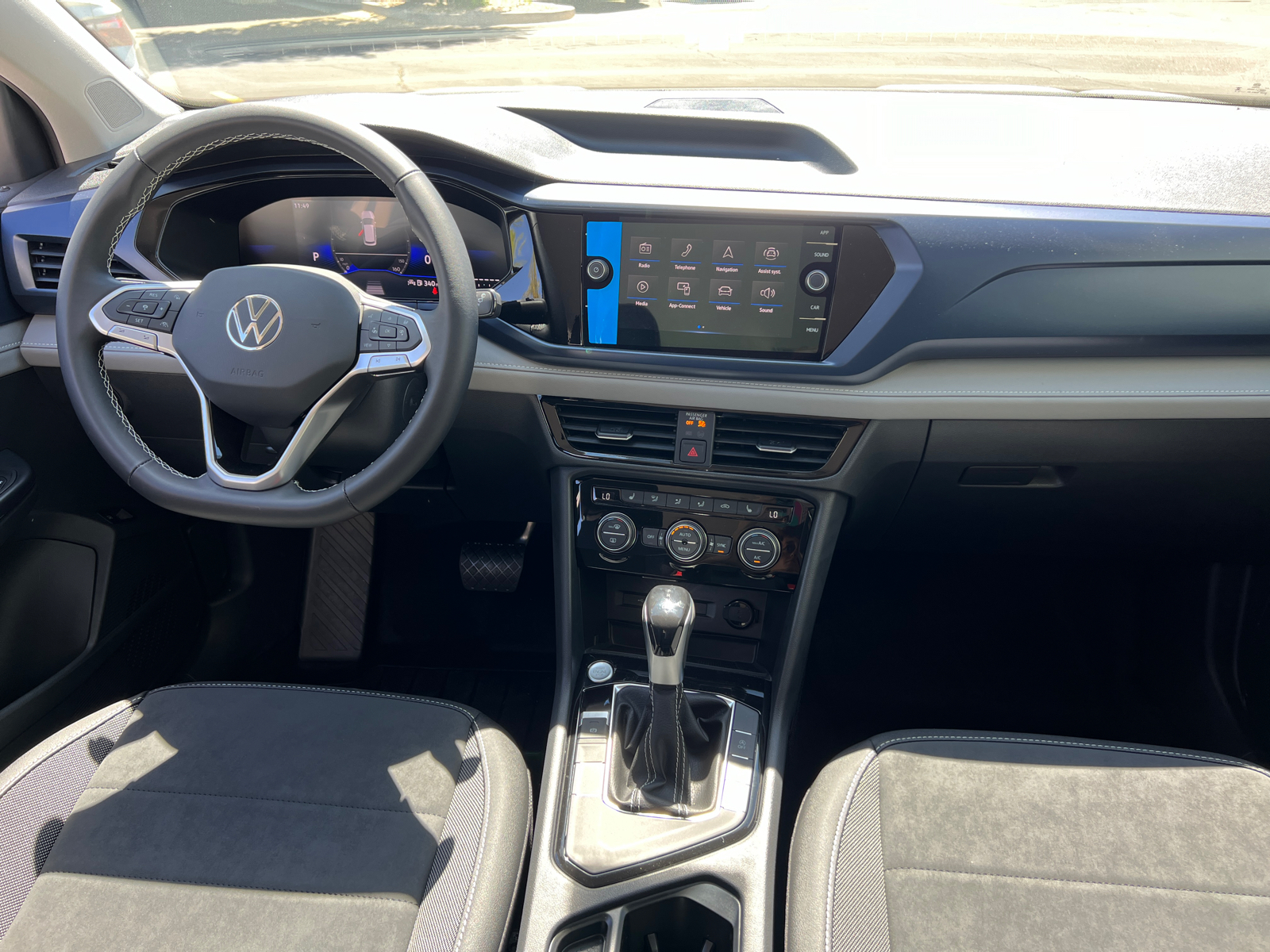 2024 Volkswagen Taos 1.5T SE 6