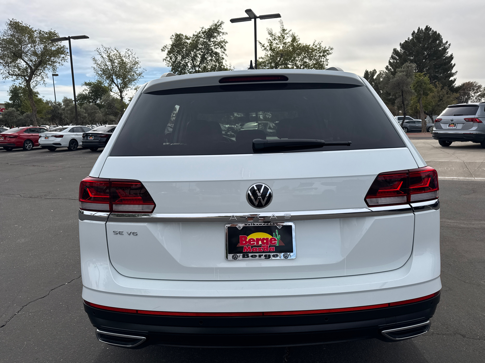 2021 Volkswagen Atlas 3.6L V6 SE w/Technology 23