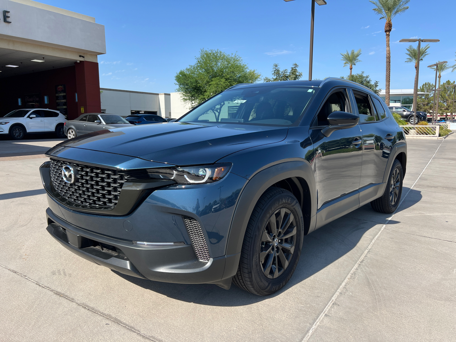 2024 Mazda CX-50 2.5 S Preferred Package 4