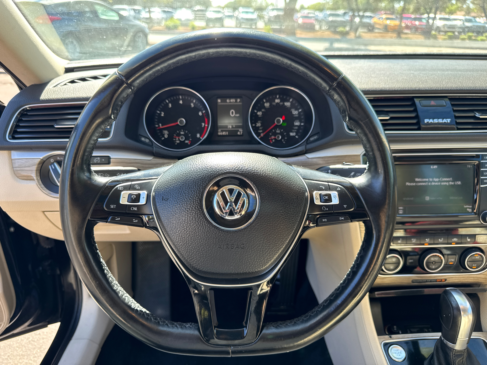 2018 Volkswagen Passat 2.0T SE 7