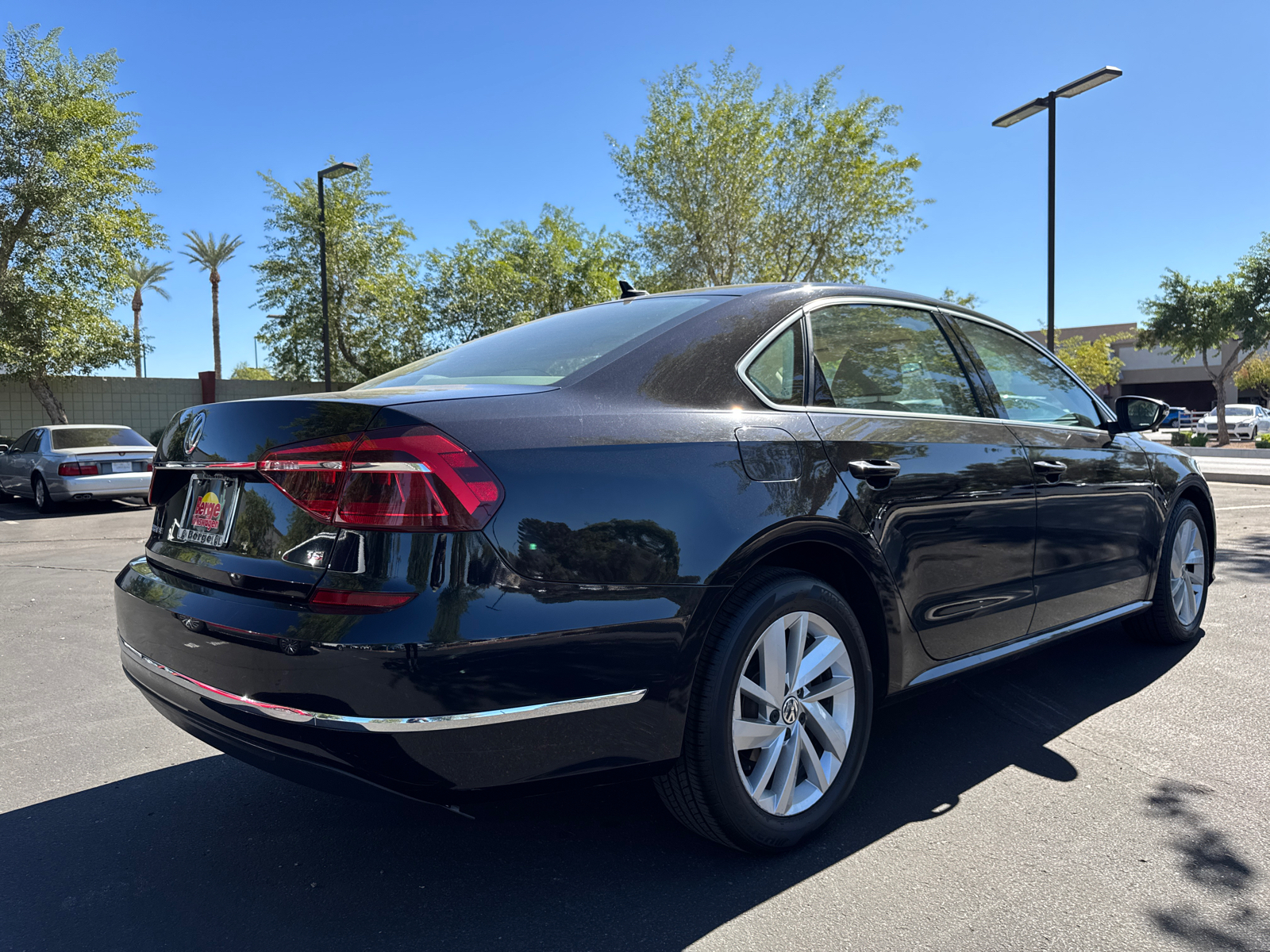 2018 Volkswagen Passat 2.0T SE 24