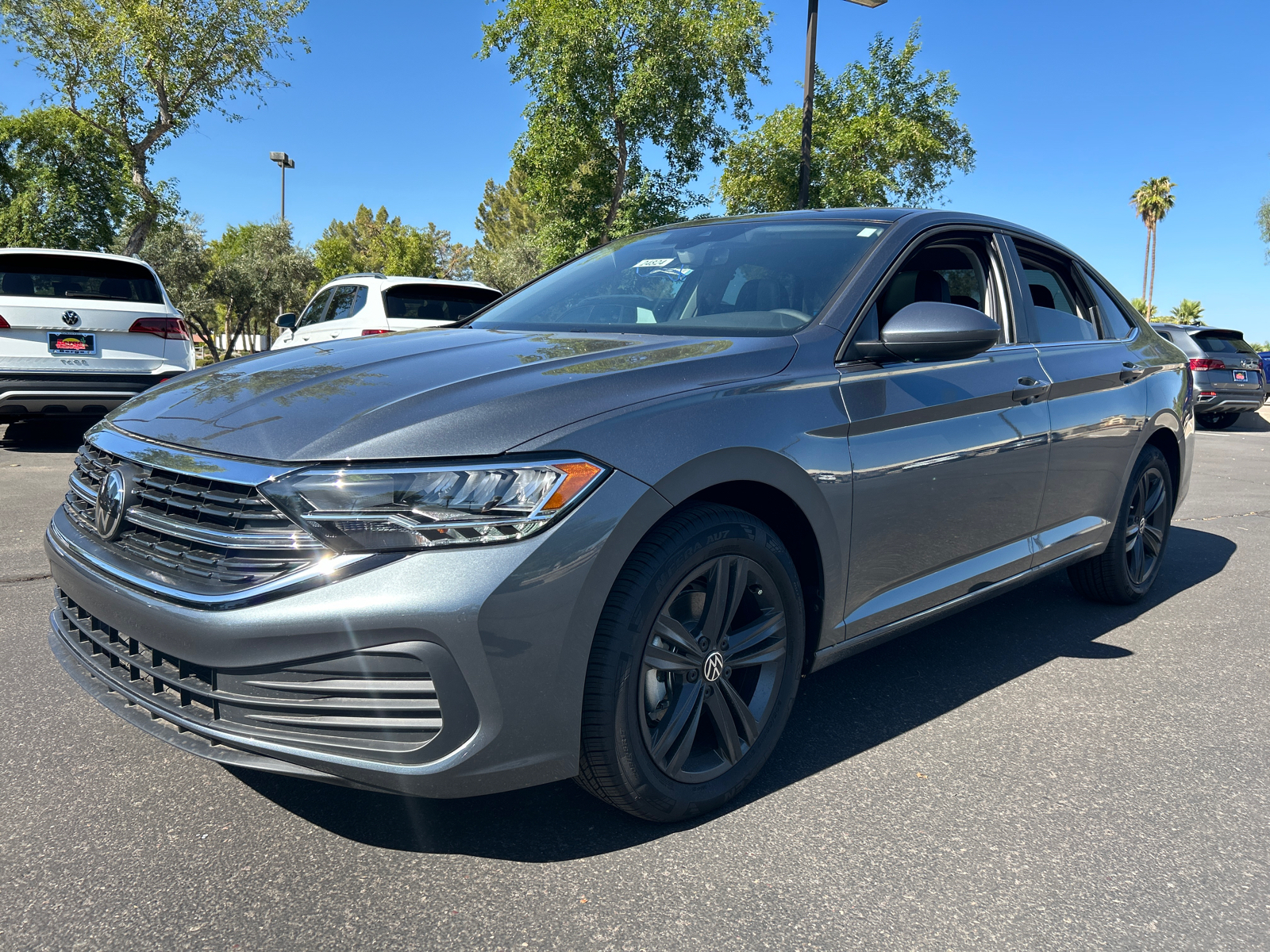 2024 Volkswagen Jetta 1.5T SE 4