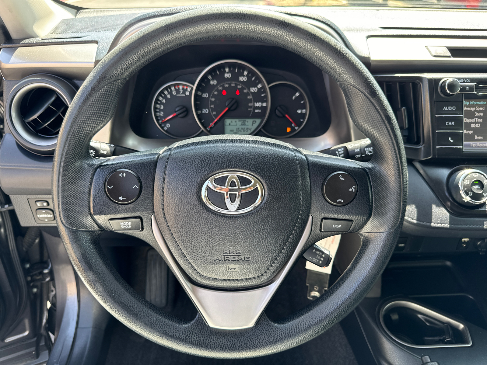 2016 Toyota RAV4 LE 9