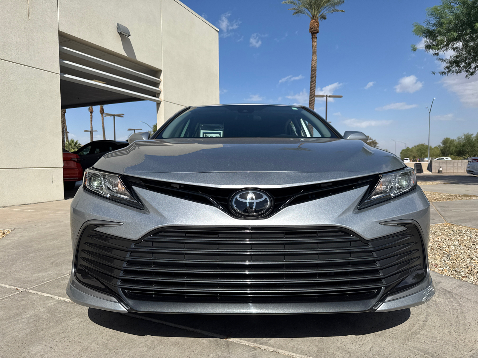 2022 Toyota Camry LE 2