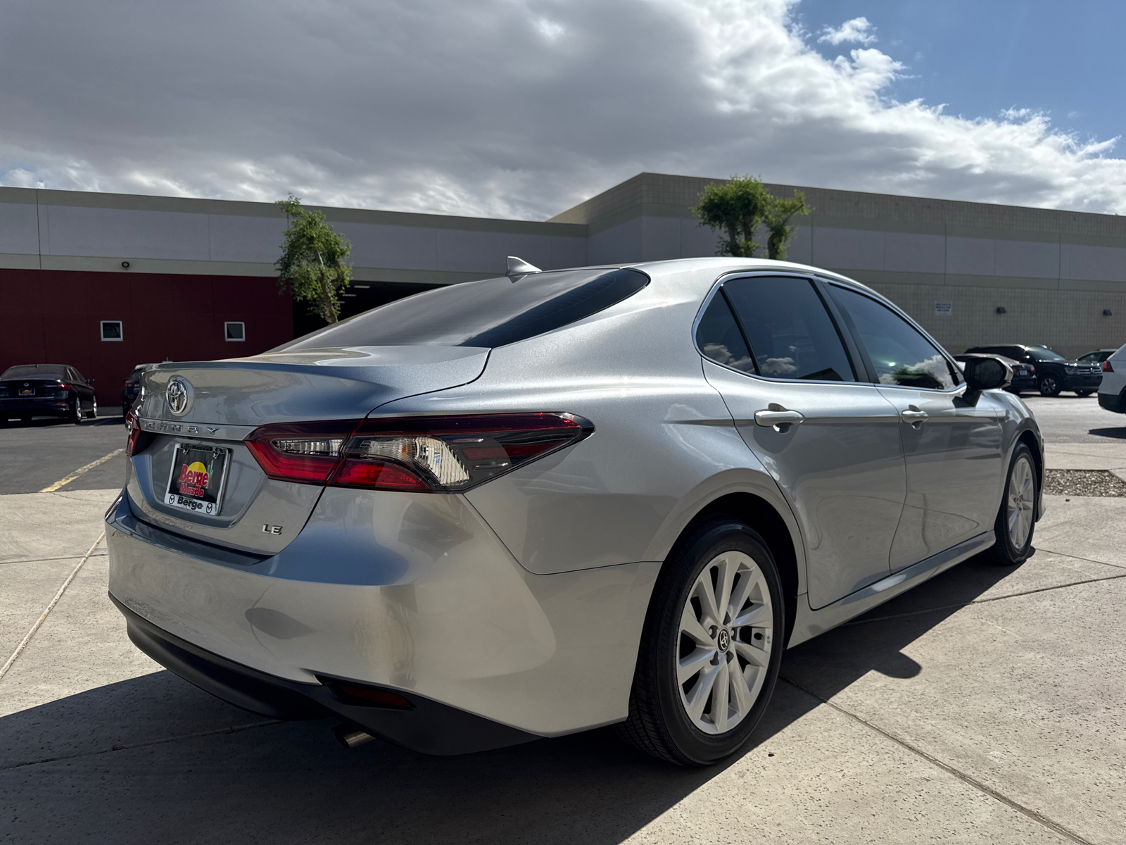 2022 Toyota Camry LE 24