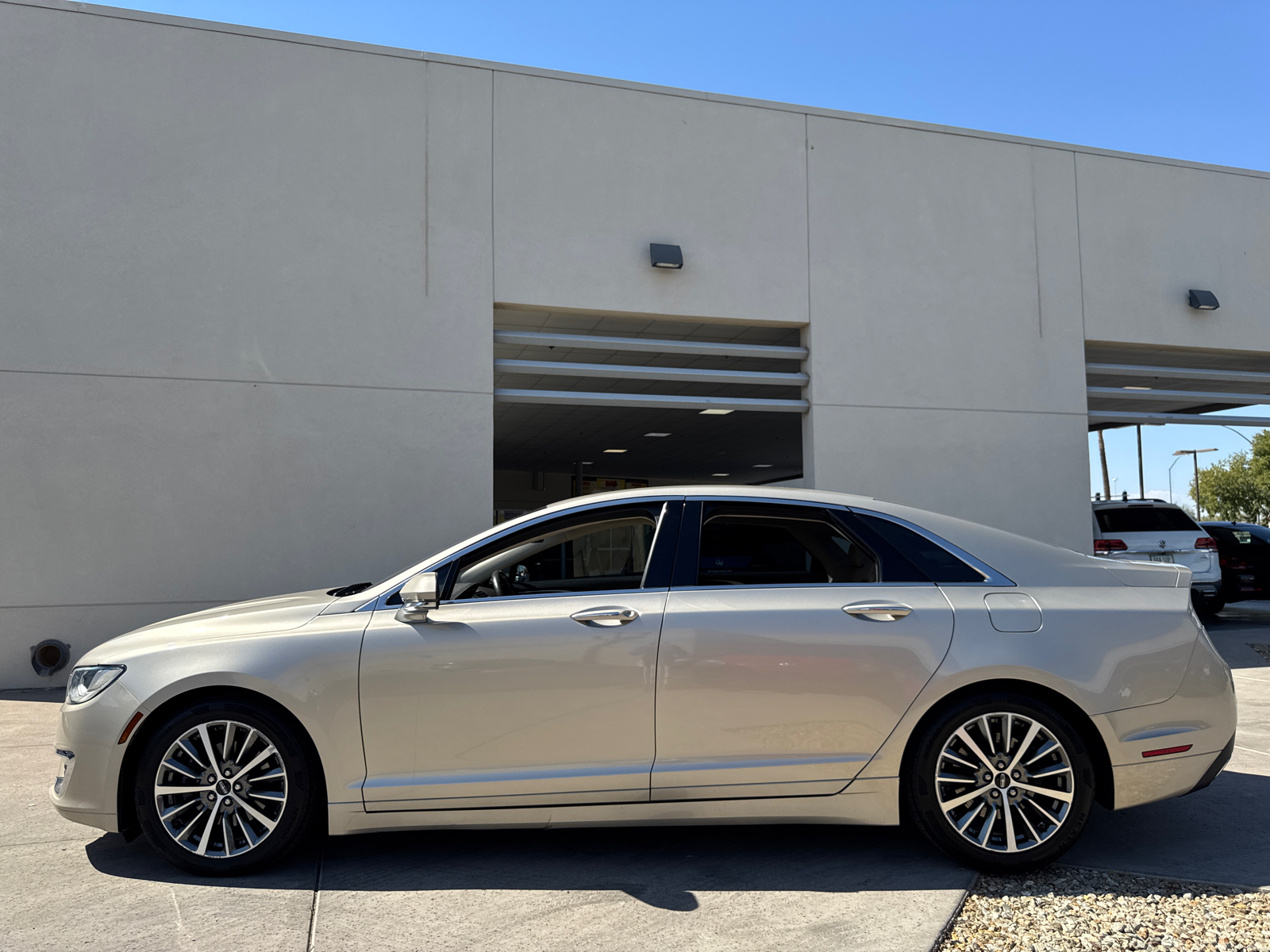 2017 Lincoln MKZ Select 4