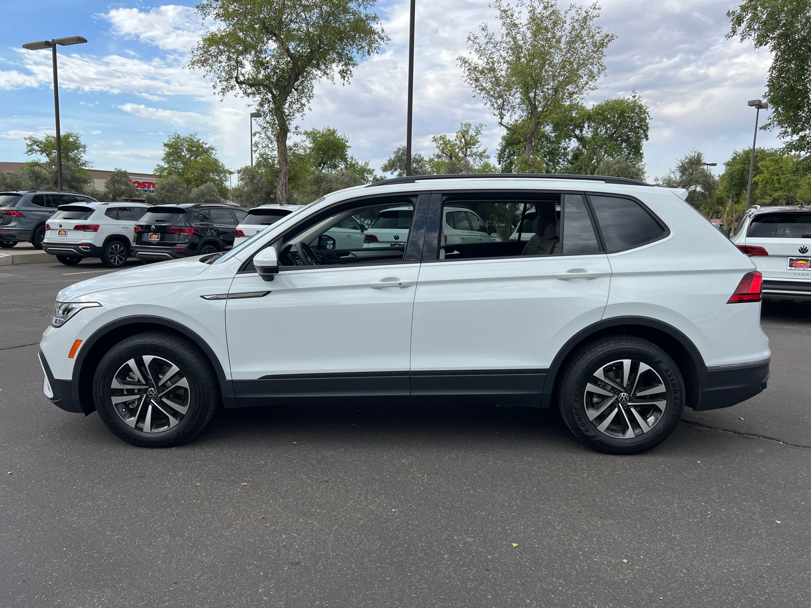 2024 Volkswagen Tiguan 2.0T S 5