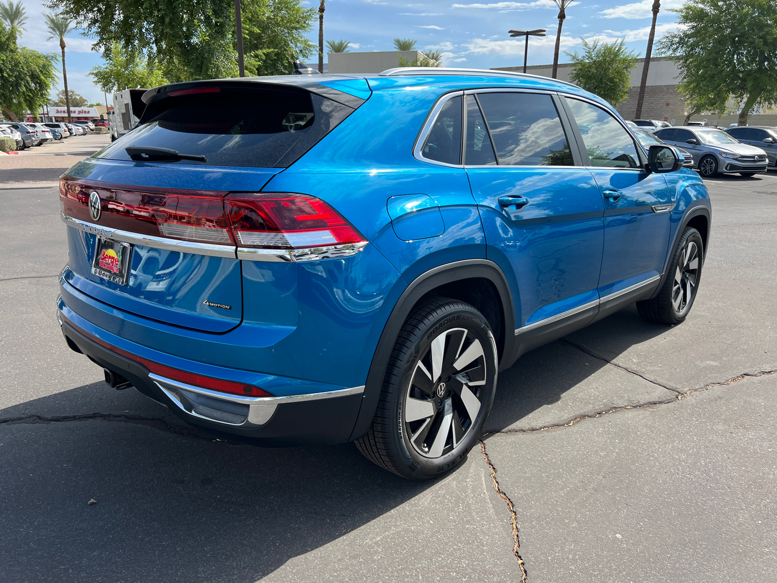 2024 Volkswagen Atlas Cross Sport 2.0T SEL 27