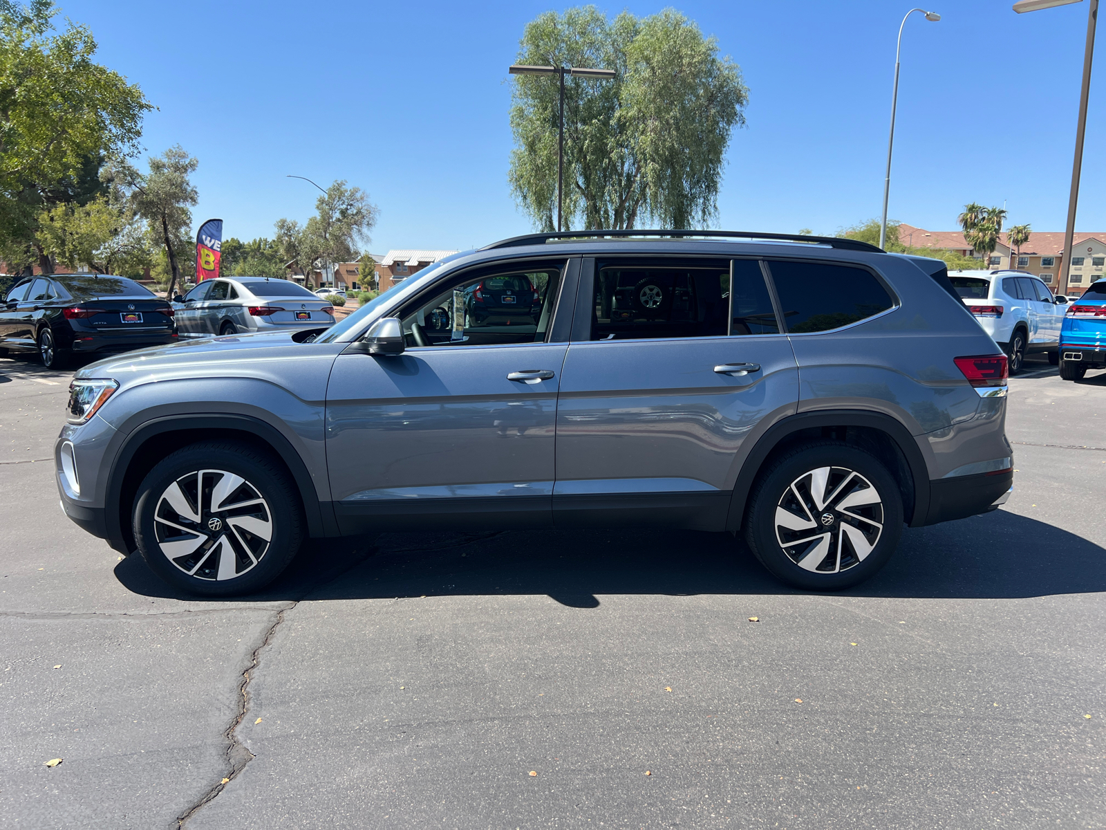 2024 Volkswagen Atlas 2.0T SE w/Technology 5