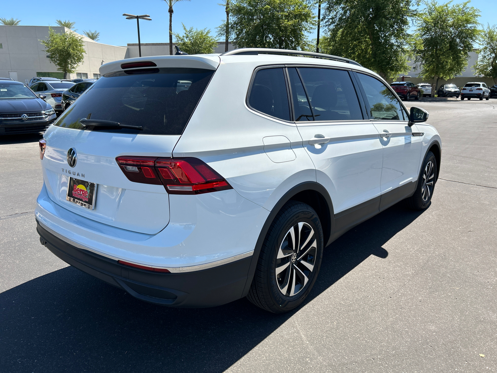 2024 Volkswagen Tiguan 2.0T S 25