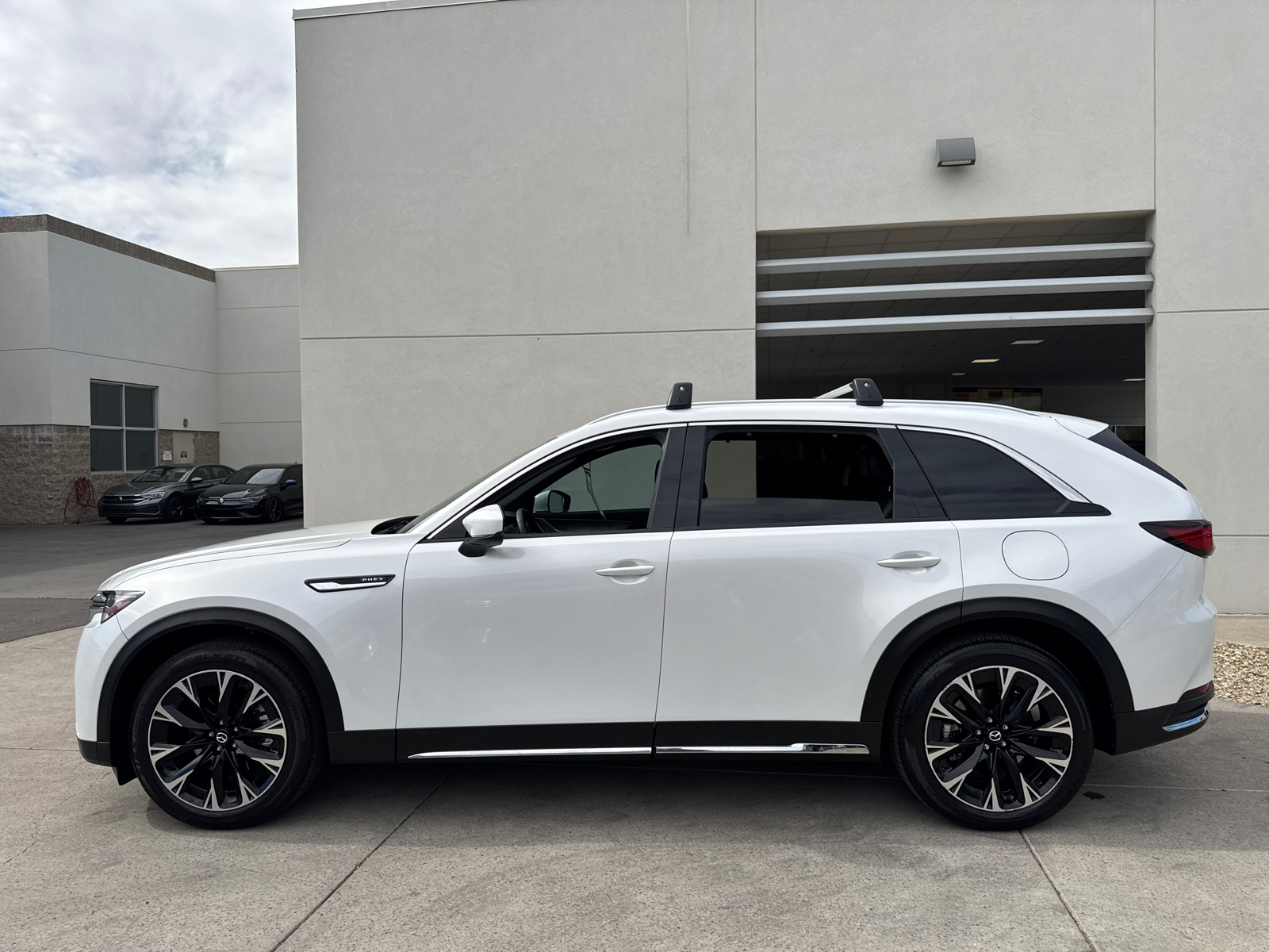 2024 Mazda CX-90 PHEV Premium Plus 4