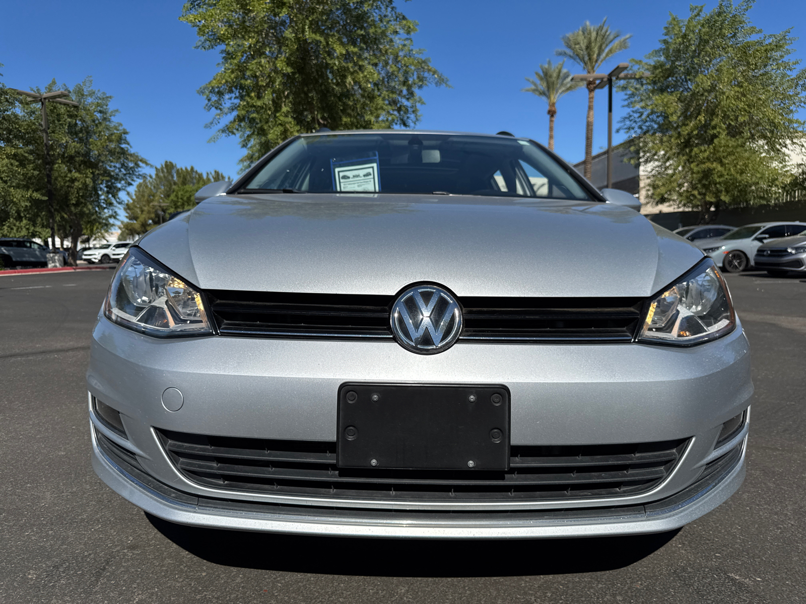 2017 Volkswagen Golf SportWagen SE 2