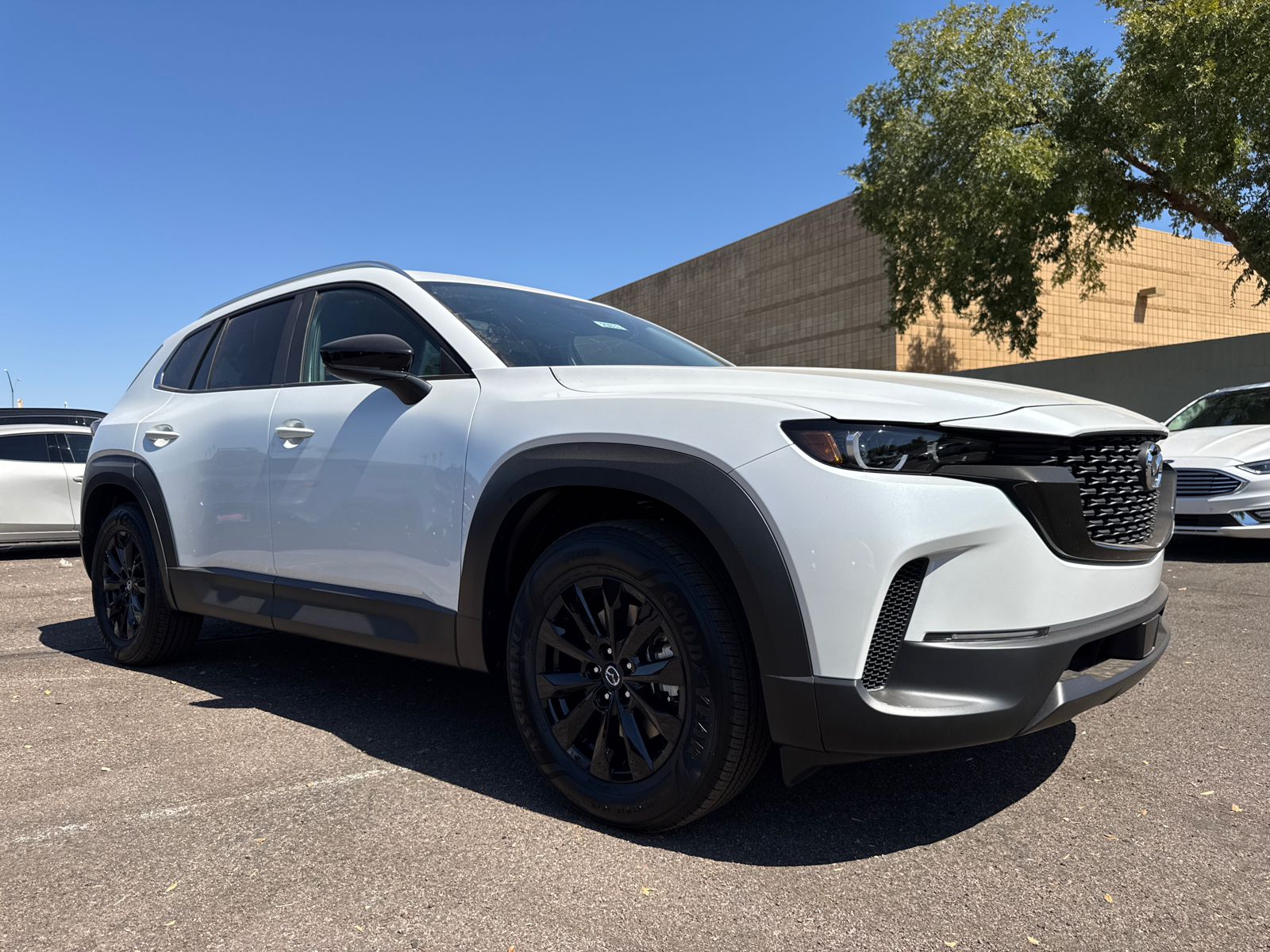 2025 Mazda CX-50 2.5 S Preferred Package 2