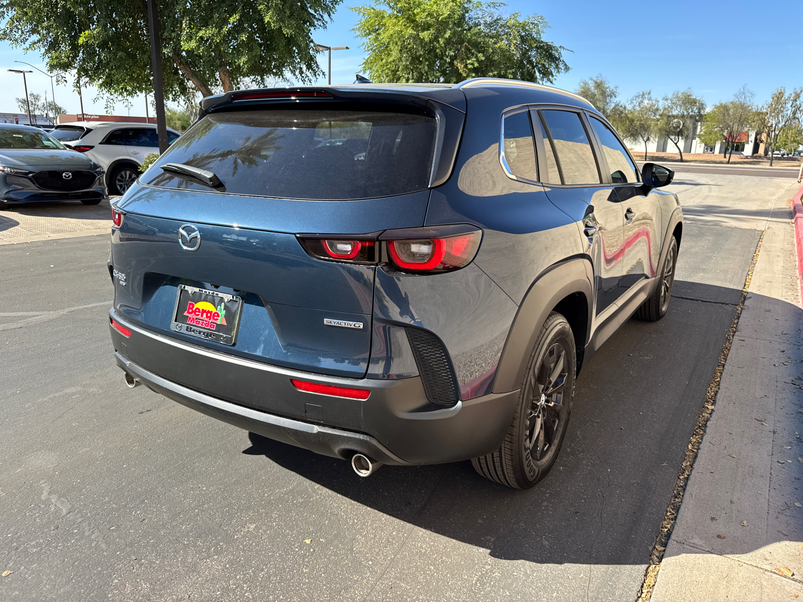 2025 Mazda CX-50 2.5 S Premium Package 27