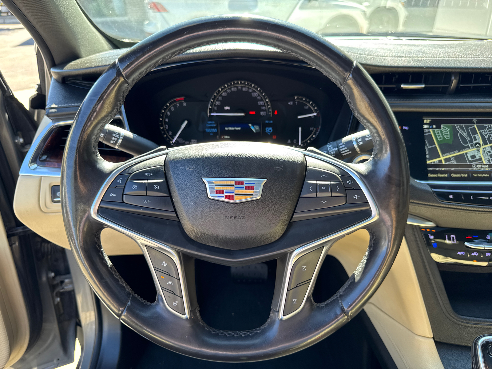 2018 Cadillac XT5 Premium Luxury 9