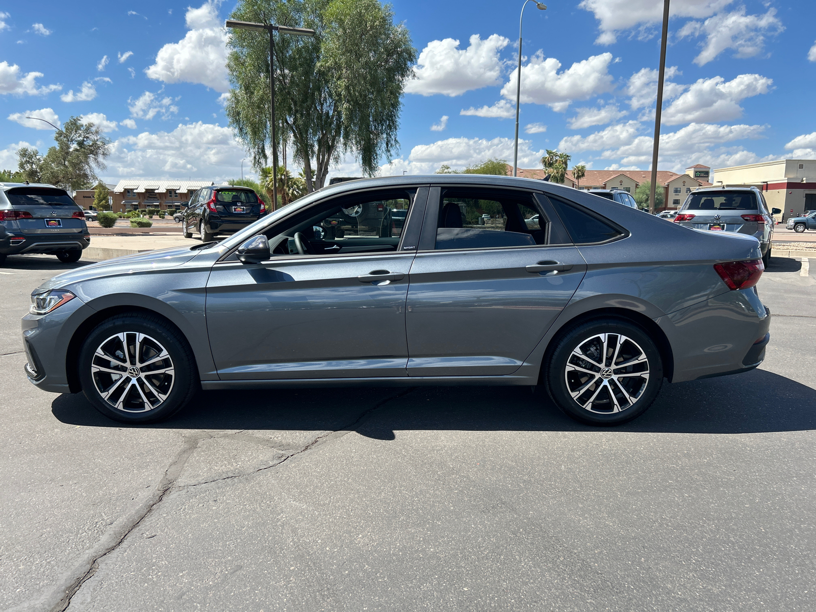 2025 Volkswagen Jetta 1.5T Sport 5