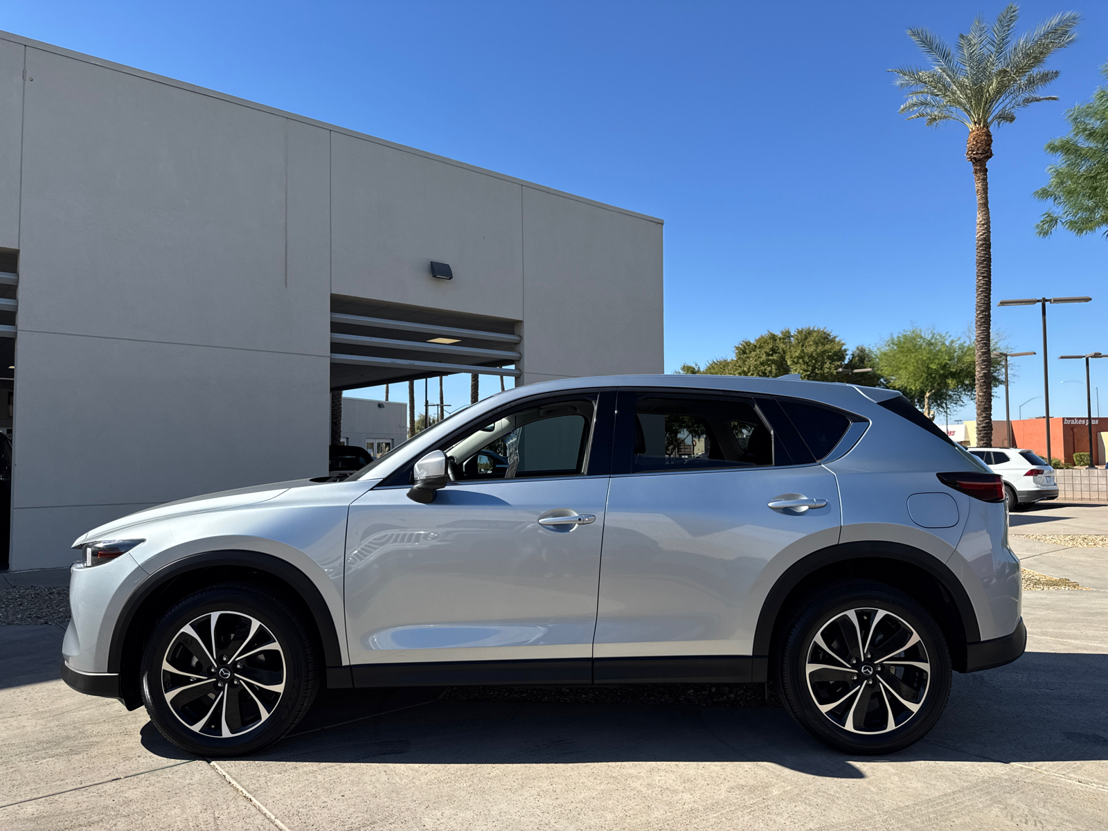 2023 Mazda CX-5 2.5 S Premium Package 4