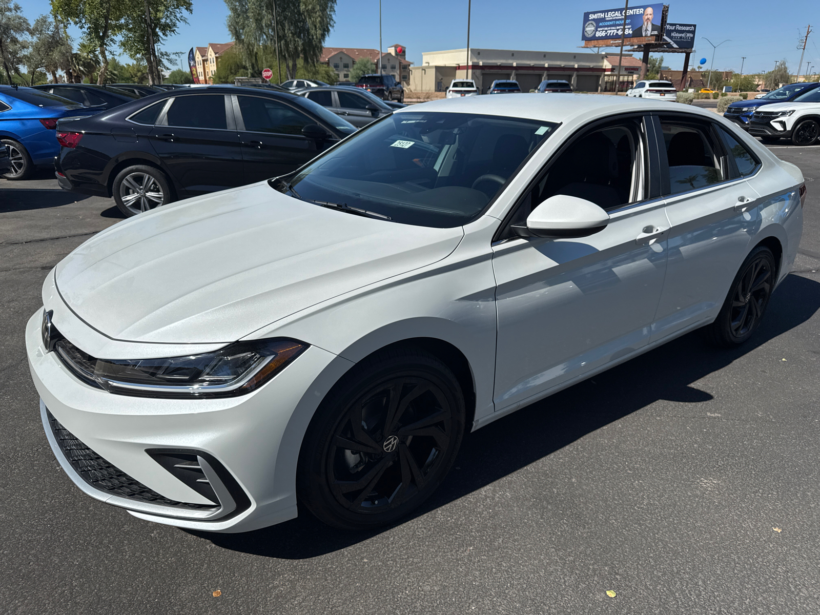 2025 Volkswagen Jetta 1.5T SE 4