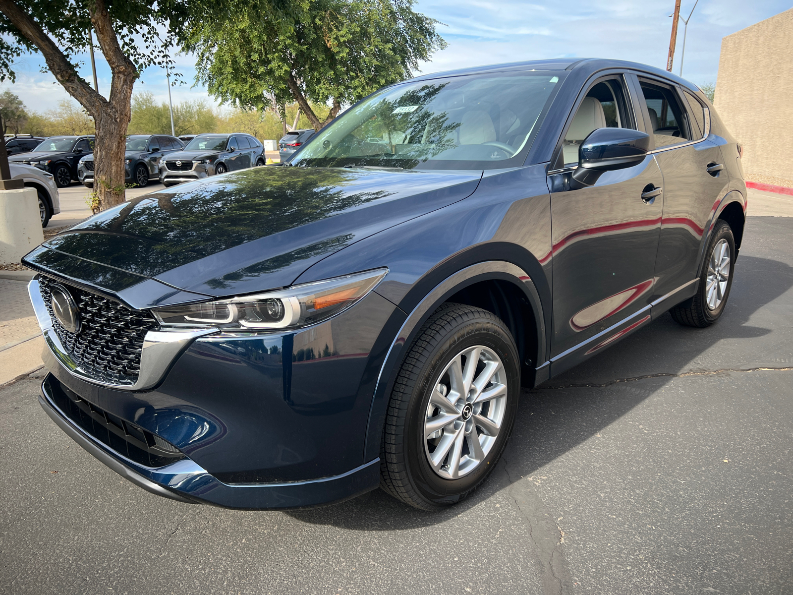 2025 Mazda CX-5 2.5 S Preferred Package 4