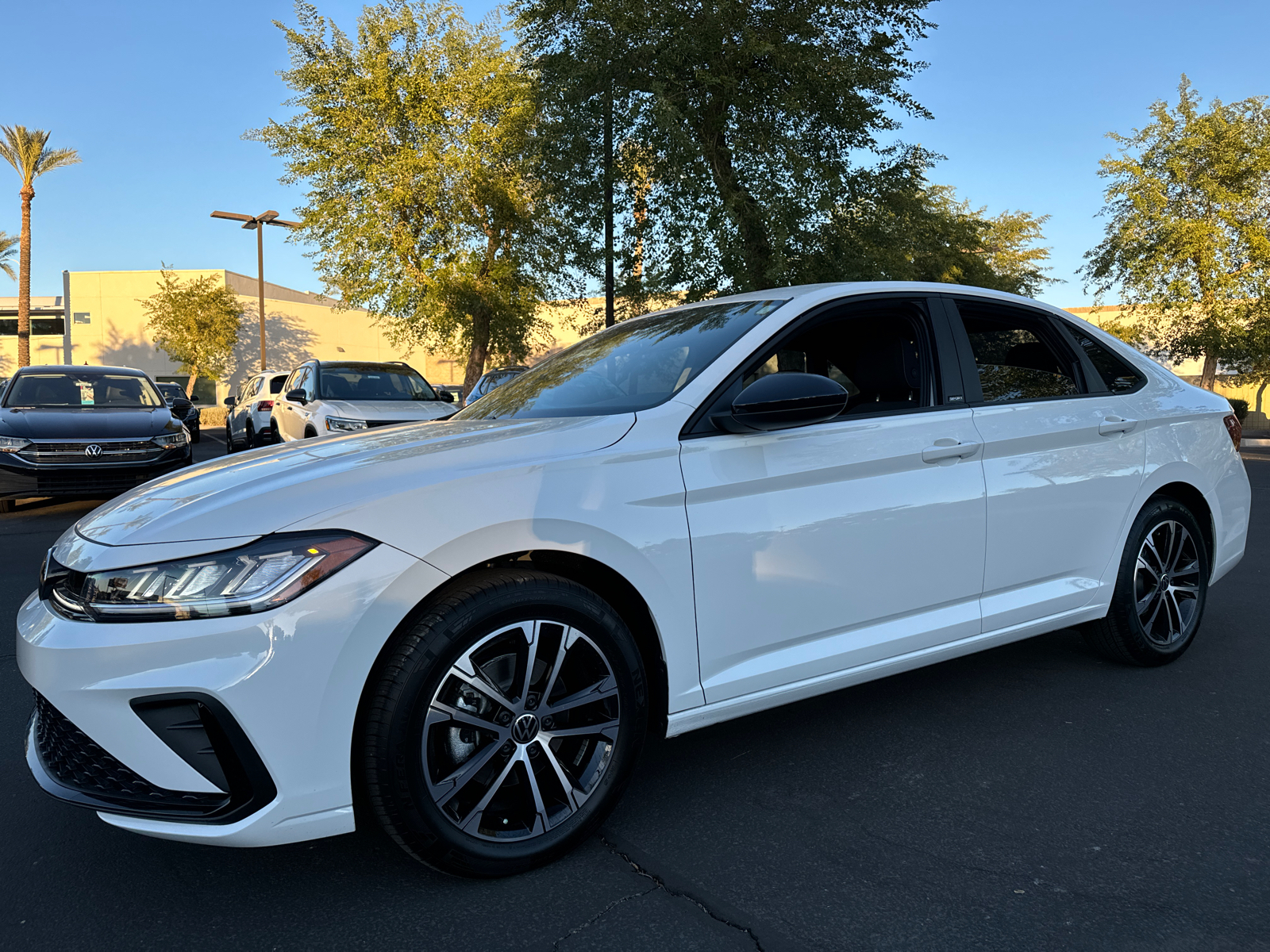 2025 Volkswagen Jetta 1.5T Sport 4