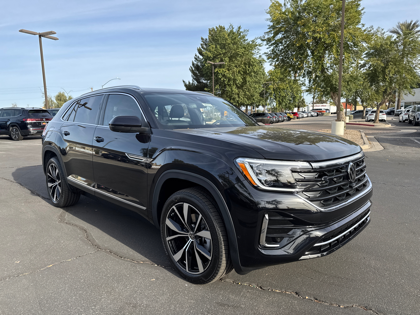 2025 Volkswagen Atlas Cross Sport 2.0T SEL Premium R-Line 2