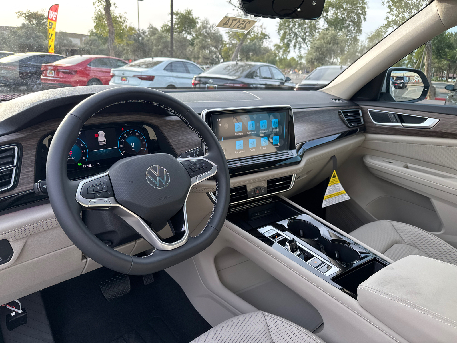 2025 Volkswagen Atlas 2.0T SEL 18