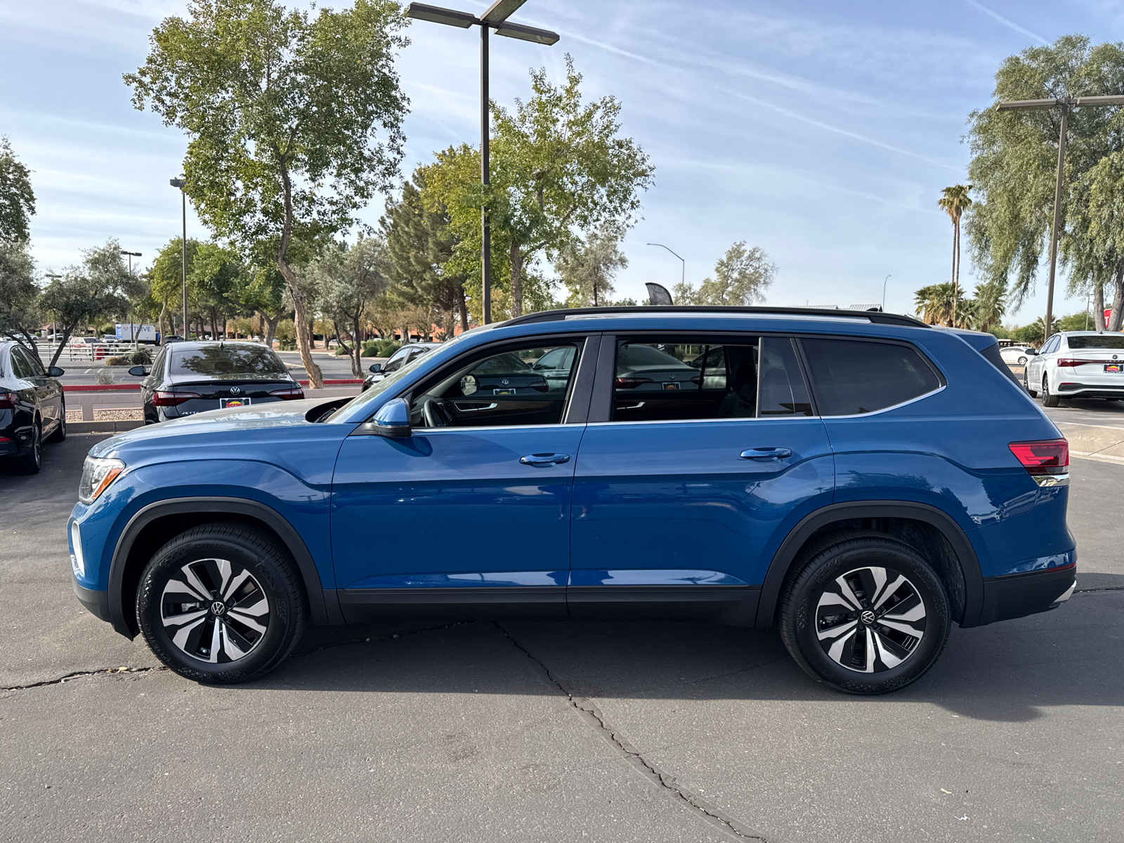 2025 Volkswagen Atlas 2.0T SE 5