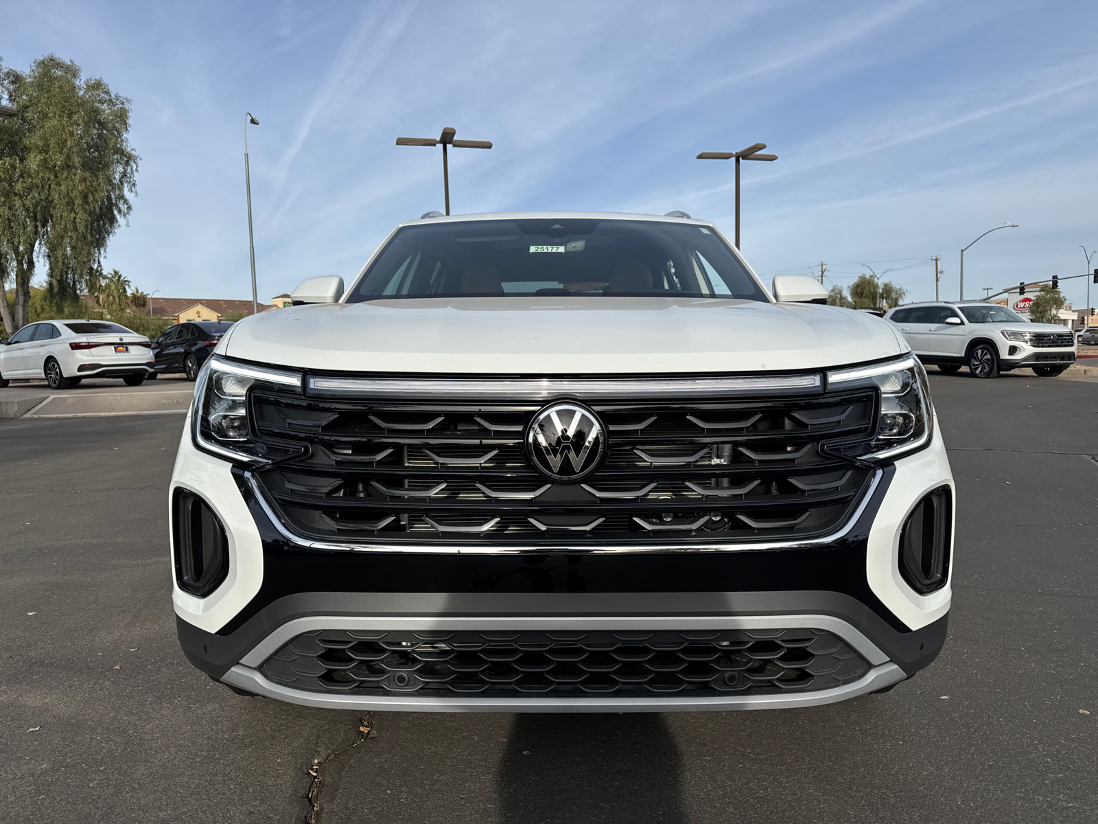 2025 Volkswagen Atlas Cross Sport 2.0T SE w/Technology 5