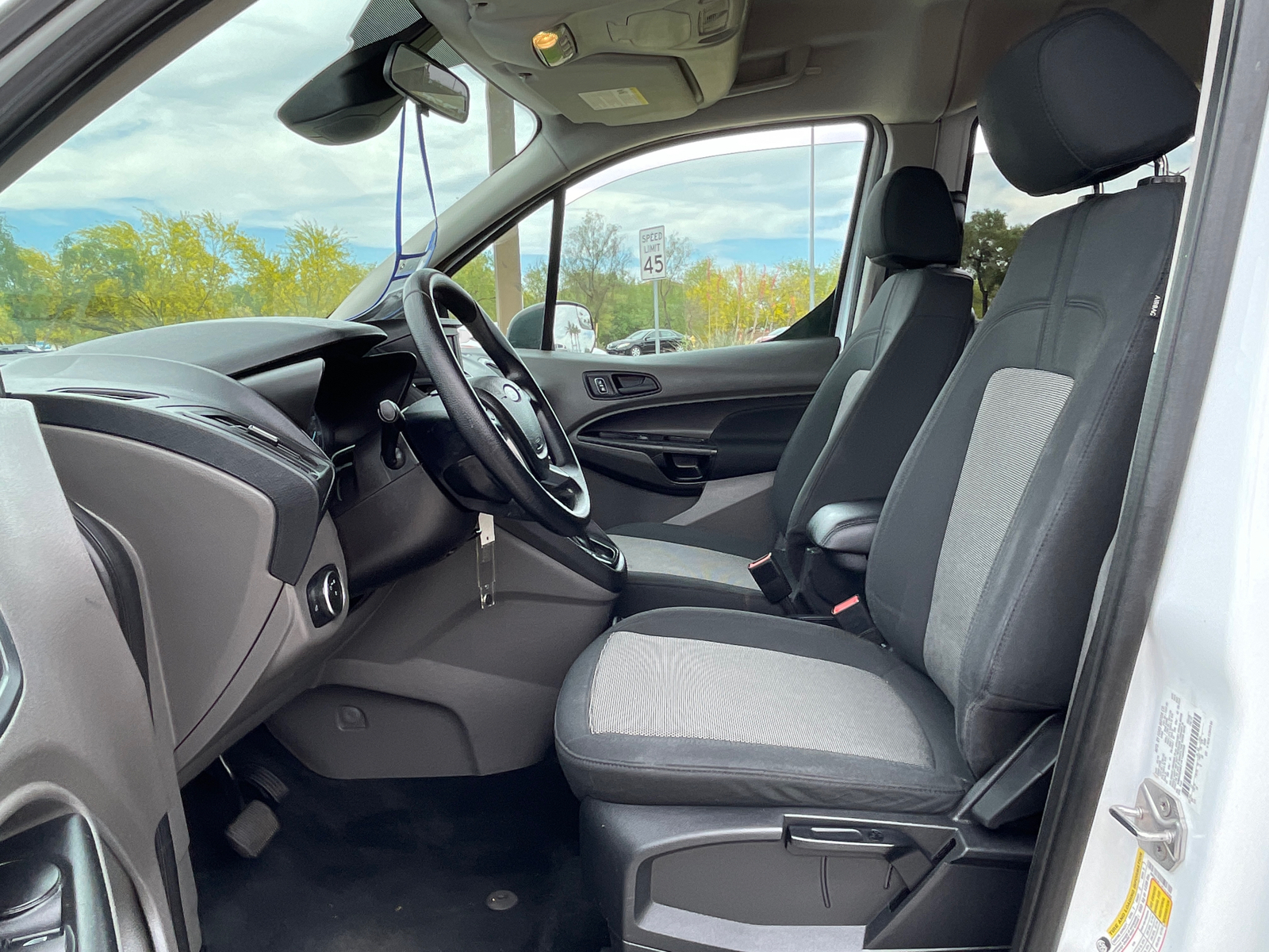 2019 Ford Transit Connect XL 18